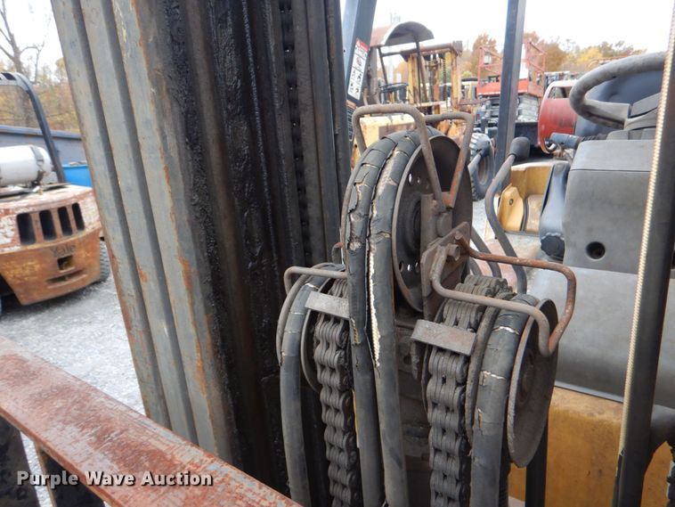 image for item LS9912 Caterpillar C5000  forklift