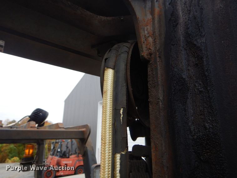 image for item LS9912 Caterpillar C5000  forklift