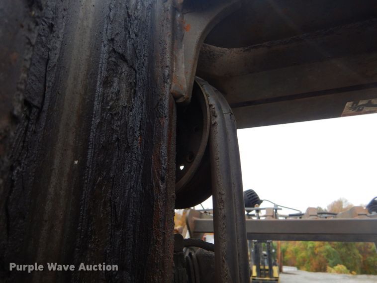 image for item LS9912 Caterpillar C5000  forklift