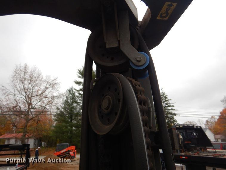 image for item LS9912 Caterpillar C5000  forklift