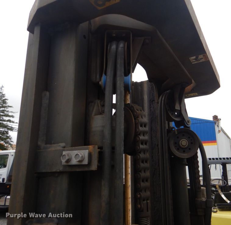 image for item LS9912 Caterpillar C5000  forklift