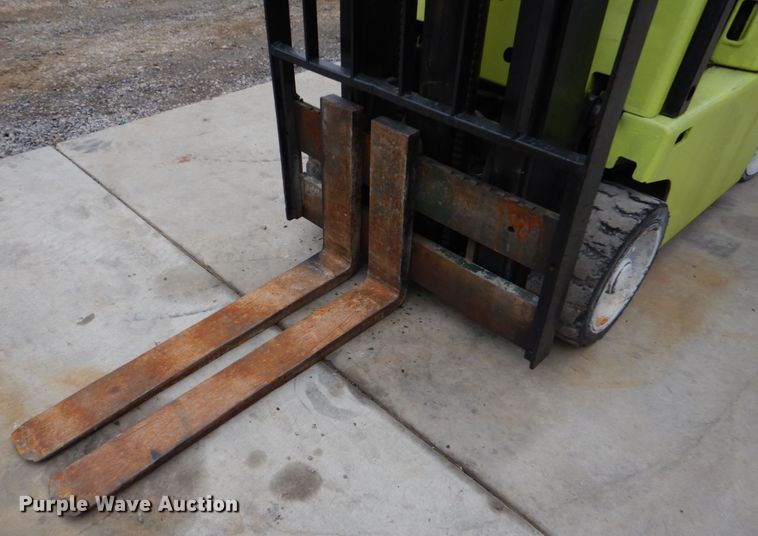 image for item LS9914 Clark C500-45  forklift