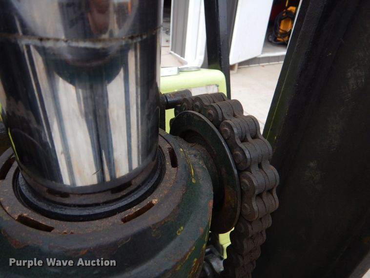 image for item LS9914 Clark C500-45  forklift