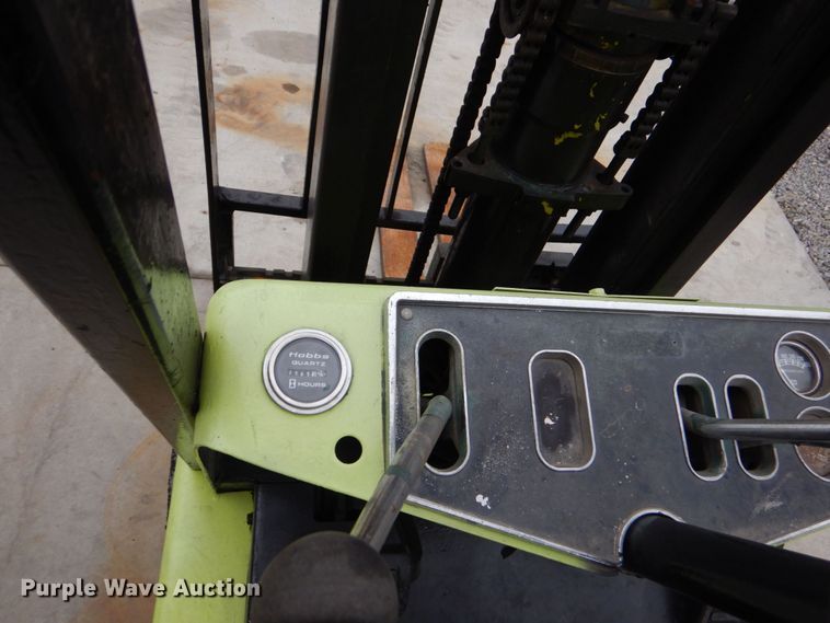 image for item LS9914 Clark C500-45  forklift