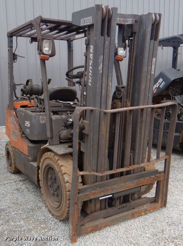 image for item LS9917 Doosan G25P-5  forklift