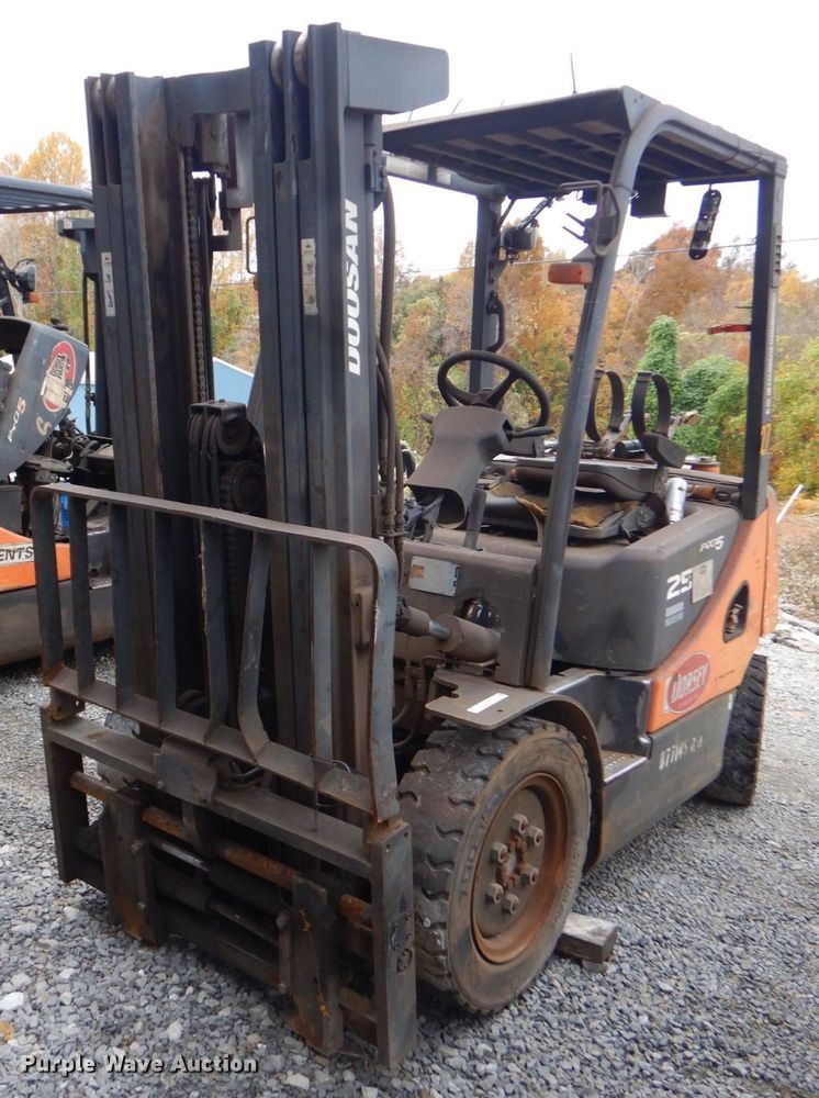 image for item LS9919 Doosan G25P-5  forklift