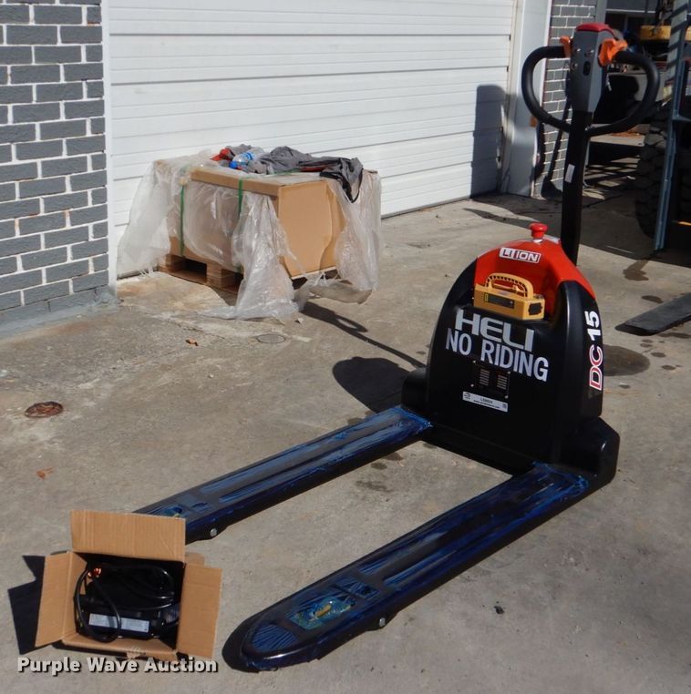 image for item LS9924 2021 Heli CBD15JLI2  pallet jack