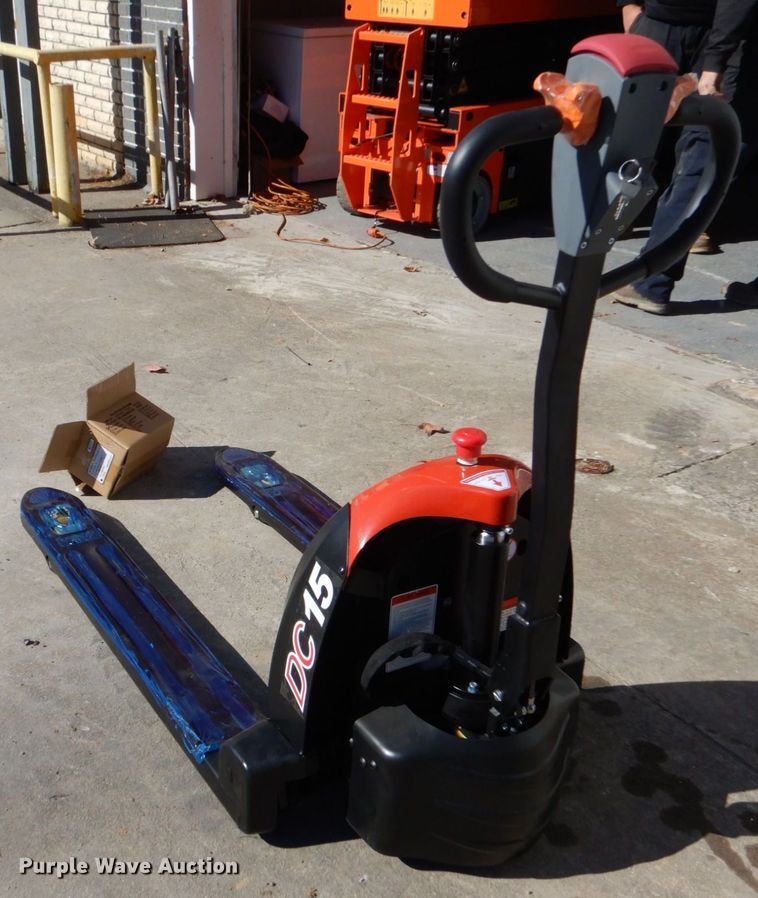 image for item LS9924 2021 Heli CBD15JLI2  pallet jack
