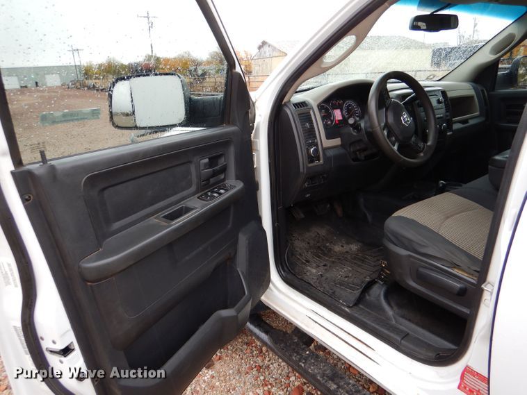 image for item LU9706 2012 Dodge Ram 5500HD  Crew Cab flatbed truck