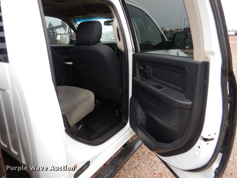 image for item LU9706 2012 Dodge Ram 5500HD  Crew Cab flatbed truck