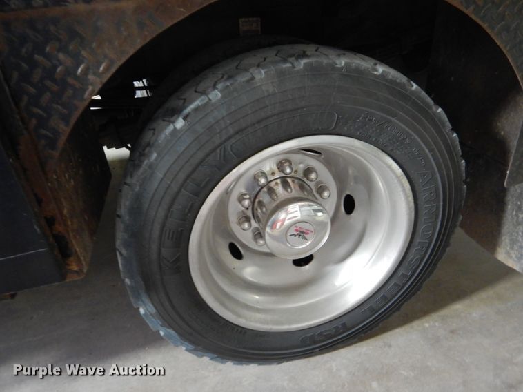 image for item LU9706 2012 Dodge Ram 5500HD  Crew Cab flatbed truck