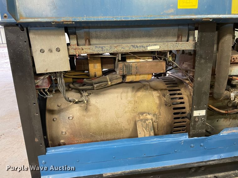 image for item LU9707 Miller Big 40  welder/generator