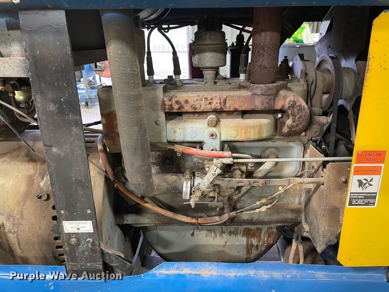 image for item LU9707 Miller Big 40  welder/generator