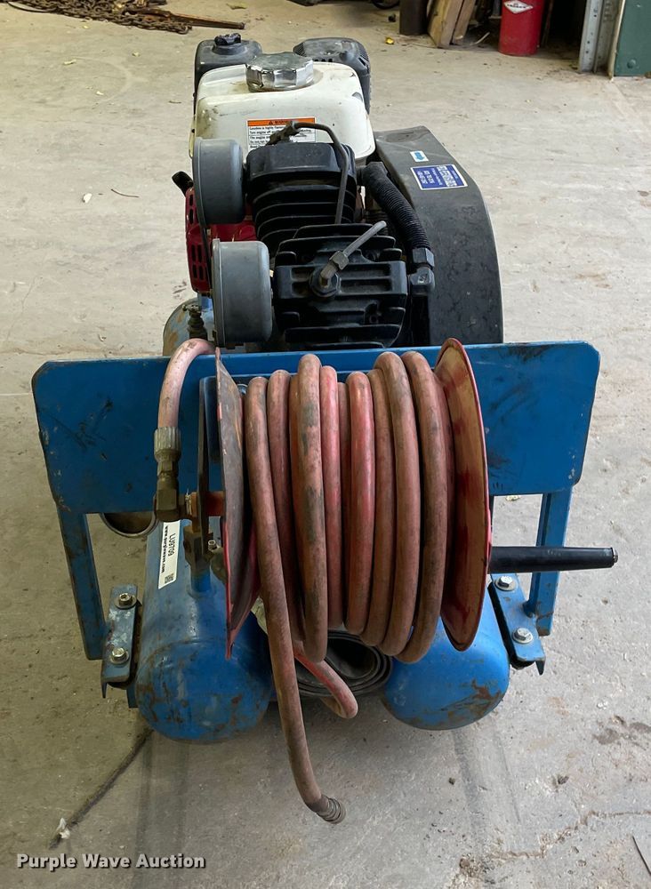 image for item LU9709 2015 Puma PUK-5508G  air compressor