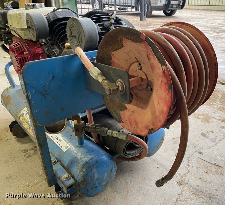 image for item LU9709 2015 Puma PUK-5508G  air compressor