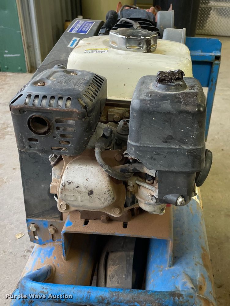 image for item LU9709 2015 Puma PUK-5508G  air compressor