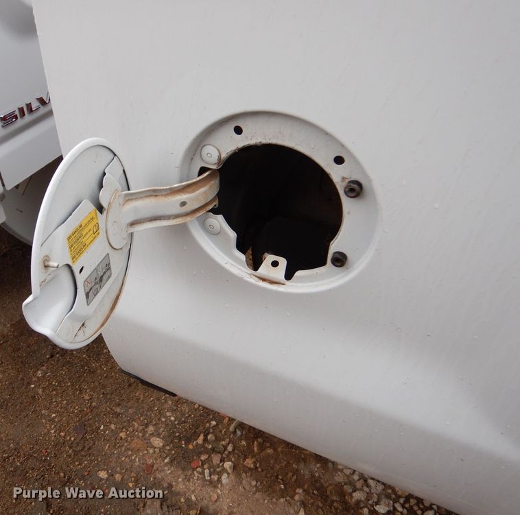 image for item LU9711 2017 GMC Sierra 2500  pickup bed