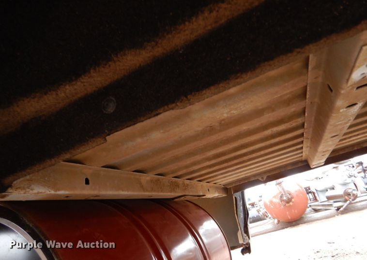 image for item LU9711 2017 GMC Sierra 2500  pickup bed