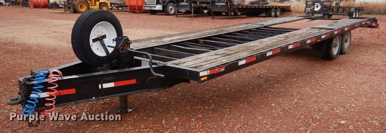 image for item LU9725 2006 EW  equipment trailer