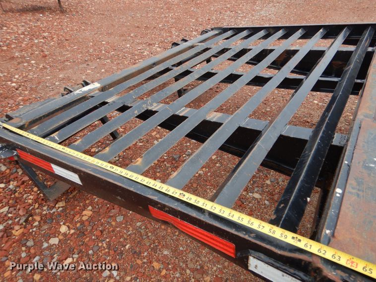 image for item LU9725 2006 EW  equipment trailer