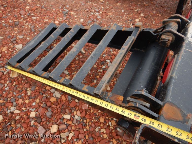 image for item LU9725 2006 EW  equipment trailer