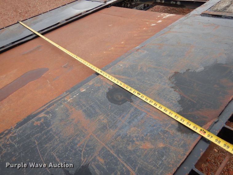 image for item LU9725 2006 EW  equipment trailer