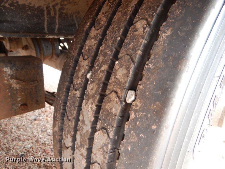 image for item LU9725 2006 EW  equipment trailer