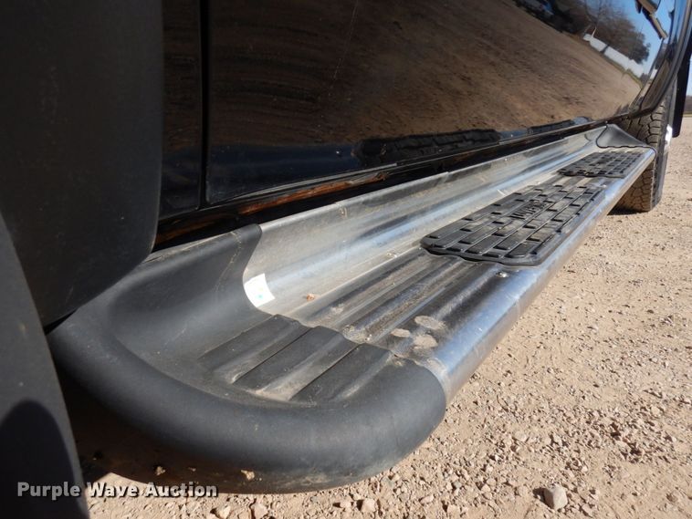 image for item MH9255 2011 Chevrolet Silverado 2500HD LT  Ext. Cab pickup truck