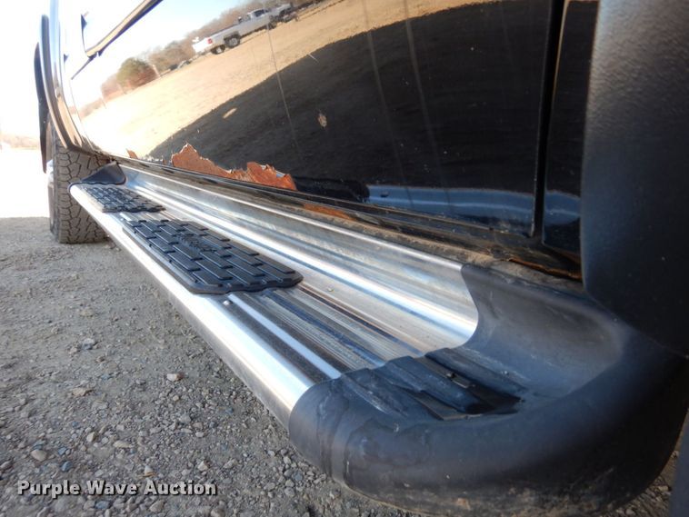 image for item MH9255 2011 Chevrolet Silverado 2500HD LT  Ext. Cab pickup truck