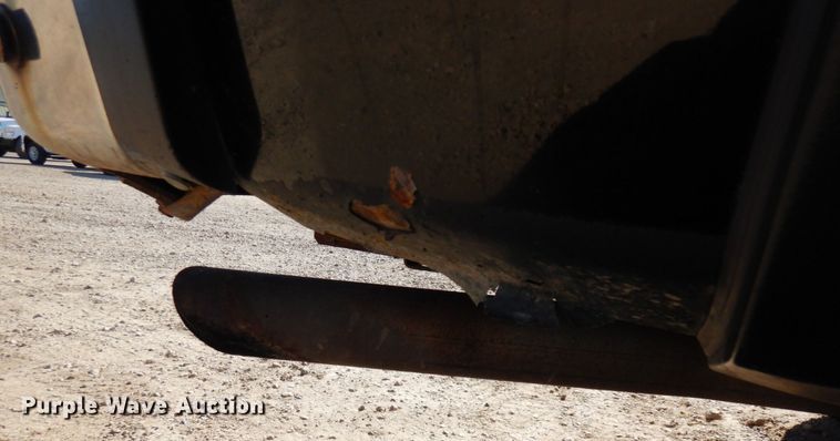 image for item MH9255 2011 Chevrolet Silverado 2500HD LT  Ext. Cab pickup truck