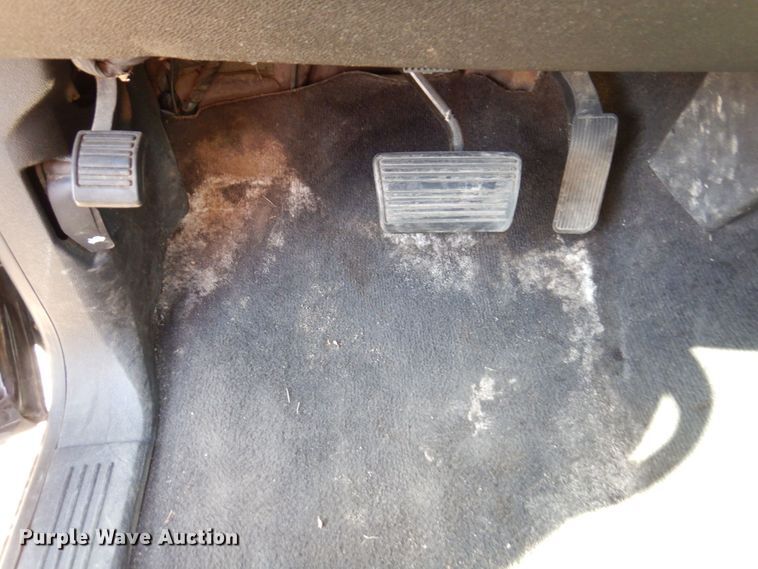 image for item MH9255 2011 Chevrolet Silverado 2500HD LT  Ext. Cab pickup truck