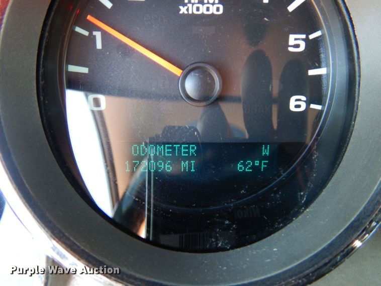 image for item MH9255 2011 Chevrolet Silverado 2500HD LT  Ext. Cab pickup truck