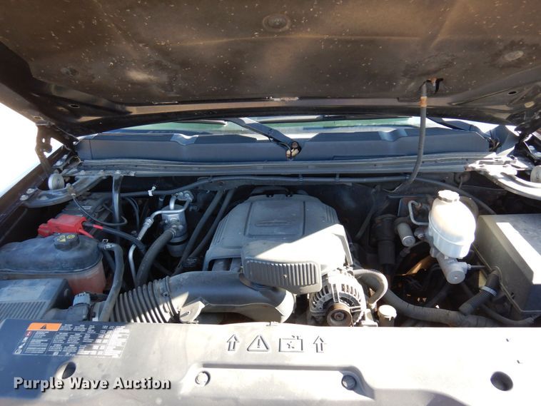 image for item MH9255 2011 Chevrolet Silverado 2500HD LT  Ext. Cab pickup truck