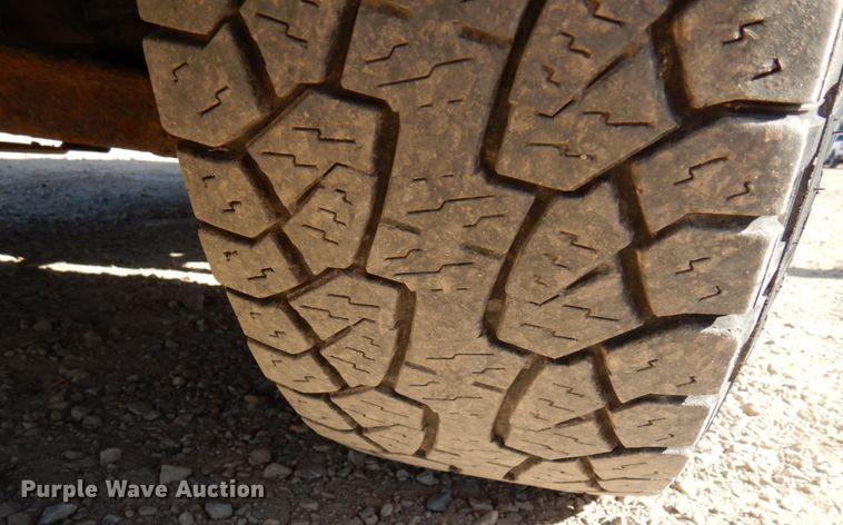 image for item MH9255 2011 Chevrolet Silverado 2500HD LT  Ext. Cab pickup truck