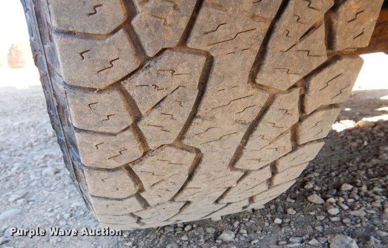 image for item MH9255 2011 Chevrolet Silverado 2500HD LT  Ext. Cab pickup truck