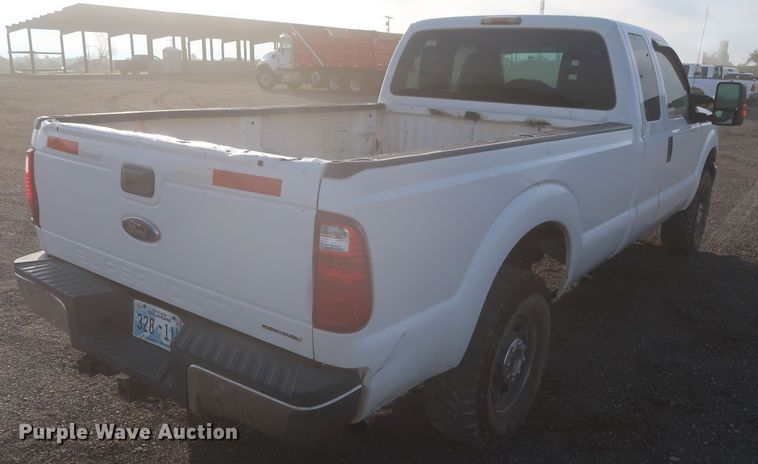 image for item MJ9213 2015 Ford F250 Super Duty  SuperCab pickup truck