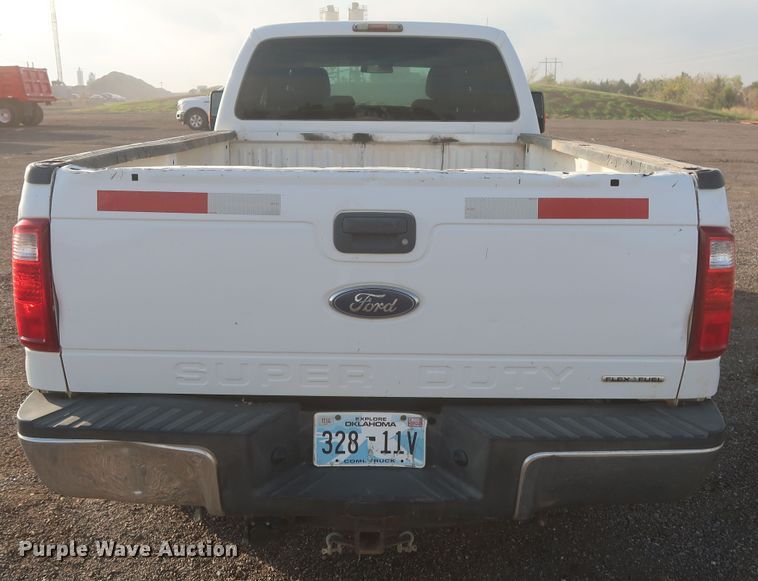 image for item MJ9213 2015 Ford F250 Super Duty  SuperCab pickup truck