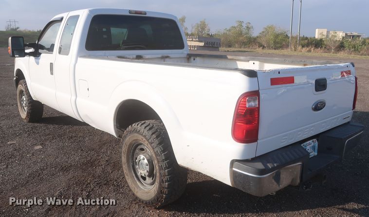 image for item MJ9213 2015 Ford F250 Super Duty  SuperCab pickup truck