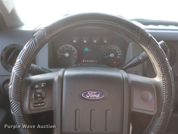 image for item MJ9213 2015 Ford F250 Super Duty  SuperCab pickup truck