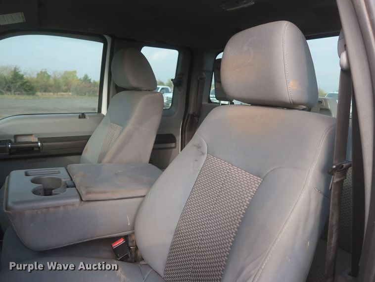 image for item MJ9213 2015 Ford F250 Super Duty  SuperCab pickup truck