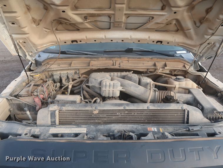 image for item MJ9213 2015 Ford F250 Super Duty  SuperCab pickup truck