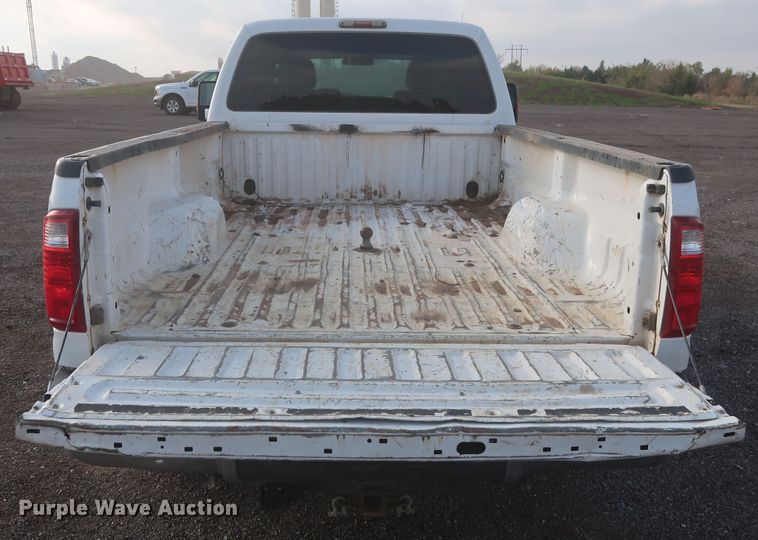 image for item MJ9213 2015 Ford F250 Super Duty  SuperCab pickup truck