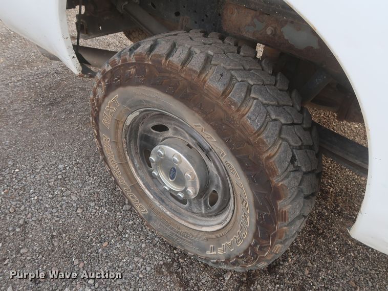 image for item MJ9213 2015 Ford F250 Super Duty  SuperCab pickup truck