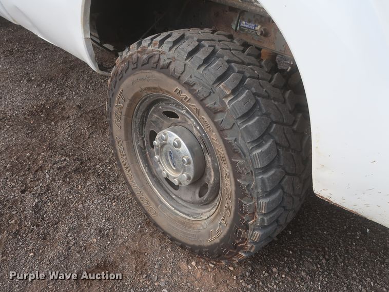 image for item MJ9213 2015 Ford F250 Super Duty  SuperCab pickup truck