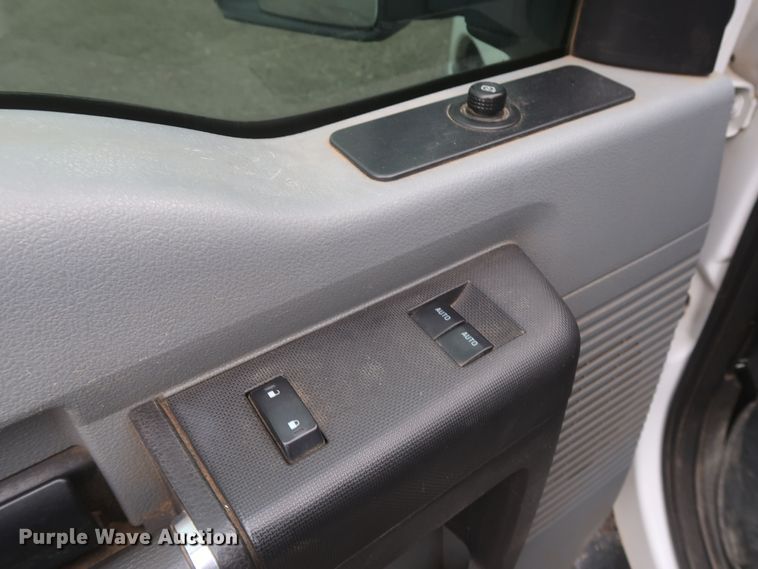 image for item MJ9215 2015 Ford F250 Super Duty  SuperCab pickup truck