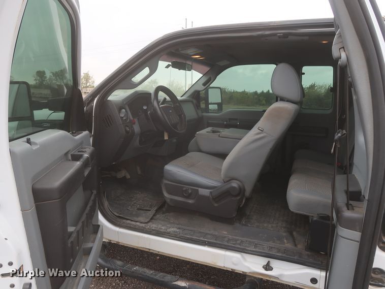 image for item MJ9215 2015 Ford F250 Super Duty  SuperCab pickup truck