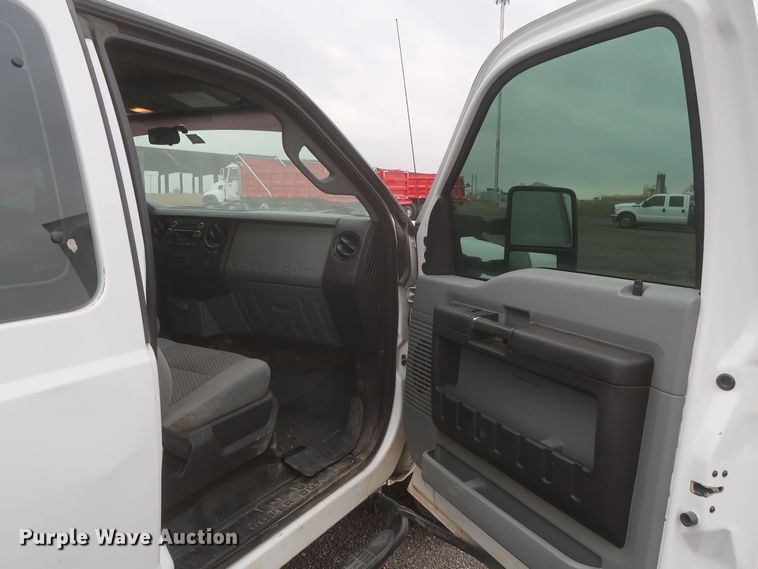 image for item MJ9215 2015 Ford F250 Super Duty  SuperCab pickup truck