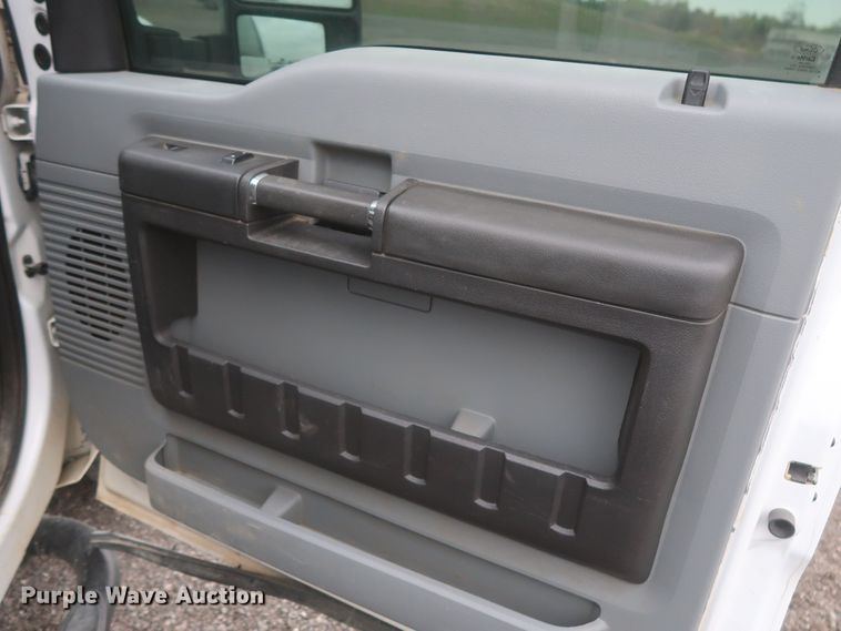 image for item MJ9215 2015 Ford F250 Super Duty  SuperCab pickup truck