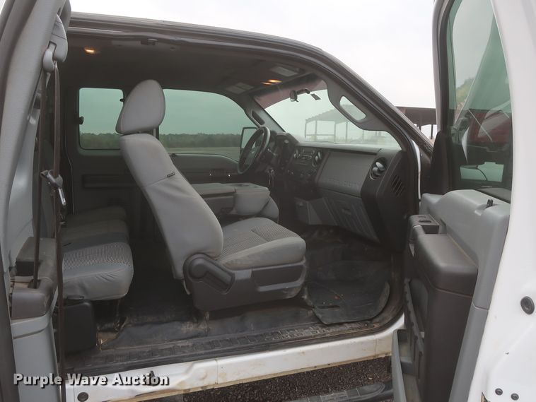 image for item MJ9215 2015 Ford F250 Super Duty  SuperCab pickup truck