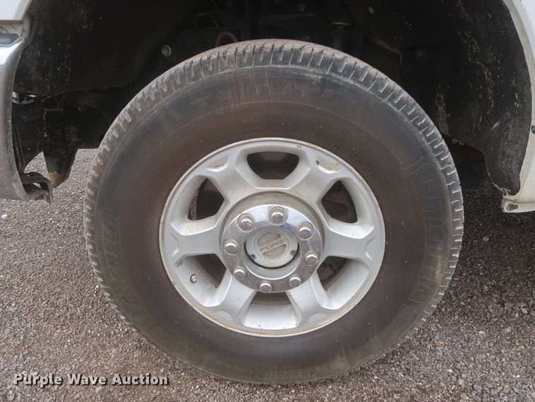 image for item MJ9215 2015 Ford F250 Super Duty  SuperCab pickup truck